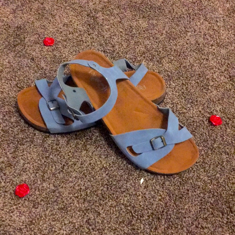 Blue Clipped Strap Sandals